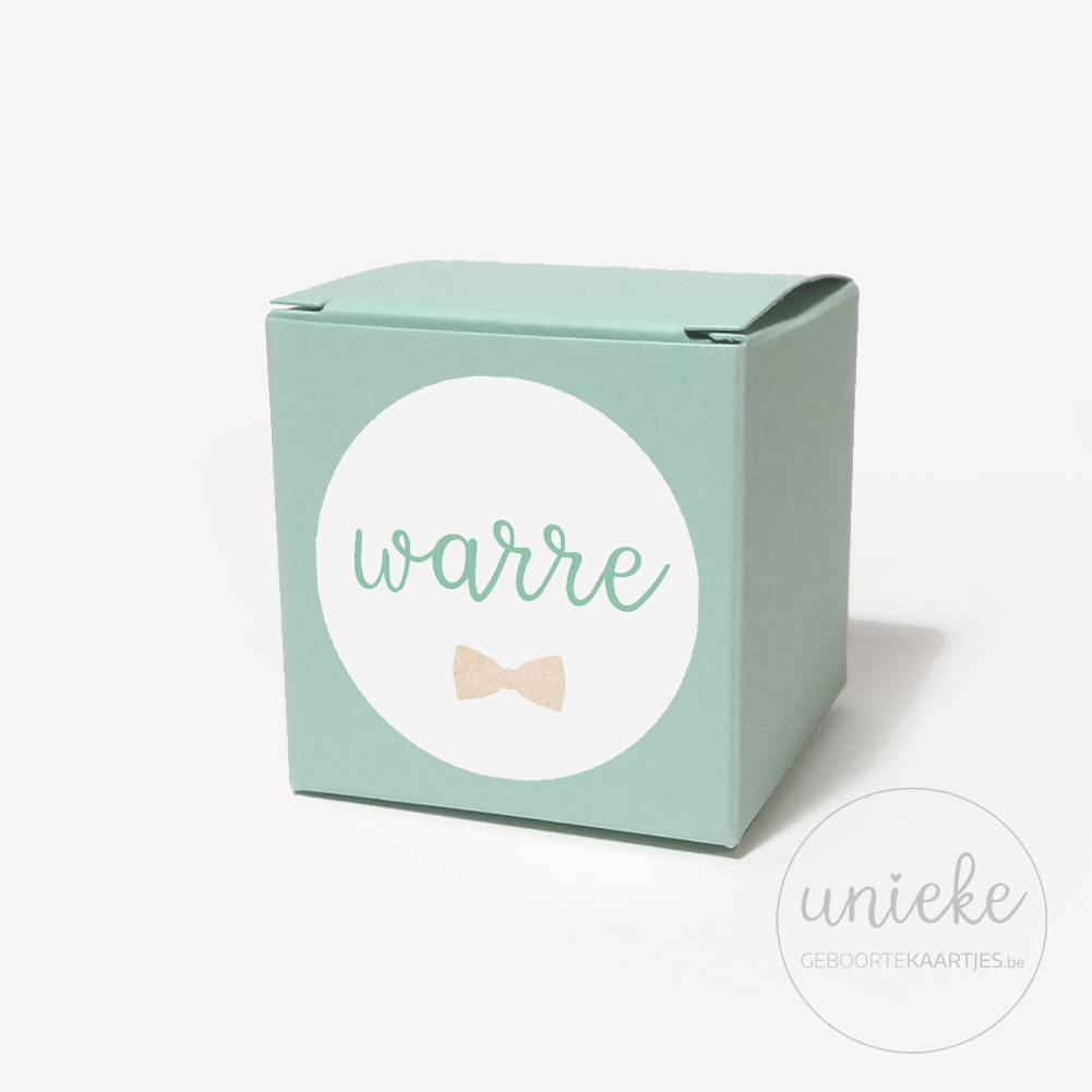 Stickertje Warre met strikje op mintgroen doosje