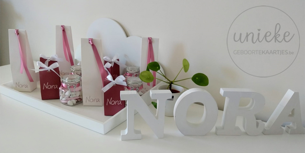 Doopsuikerpresentatie van Nora
