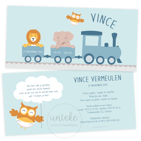 De voorkant en de achterkant van het geboortekaartje van Vince met een trein