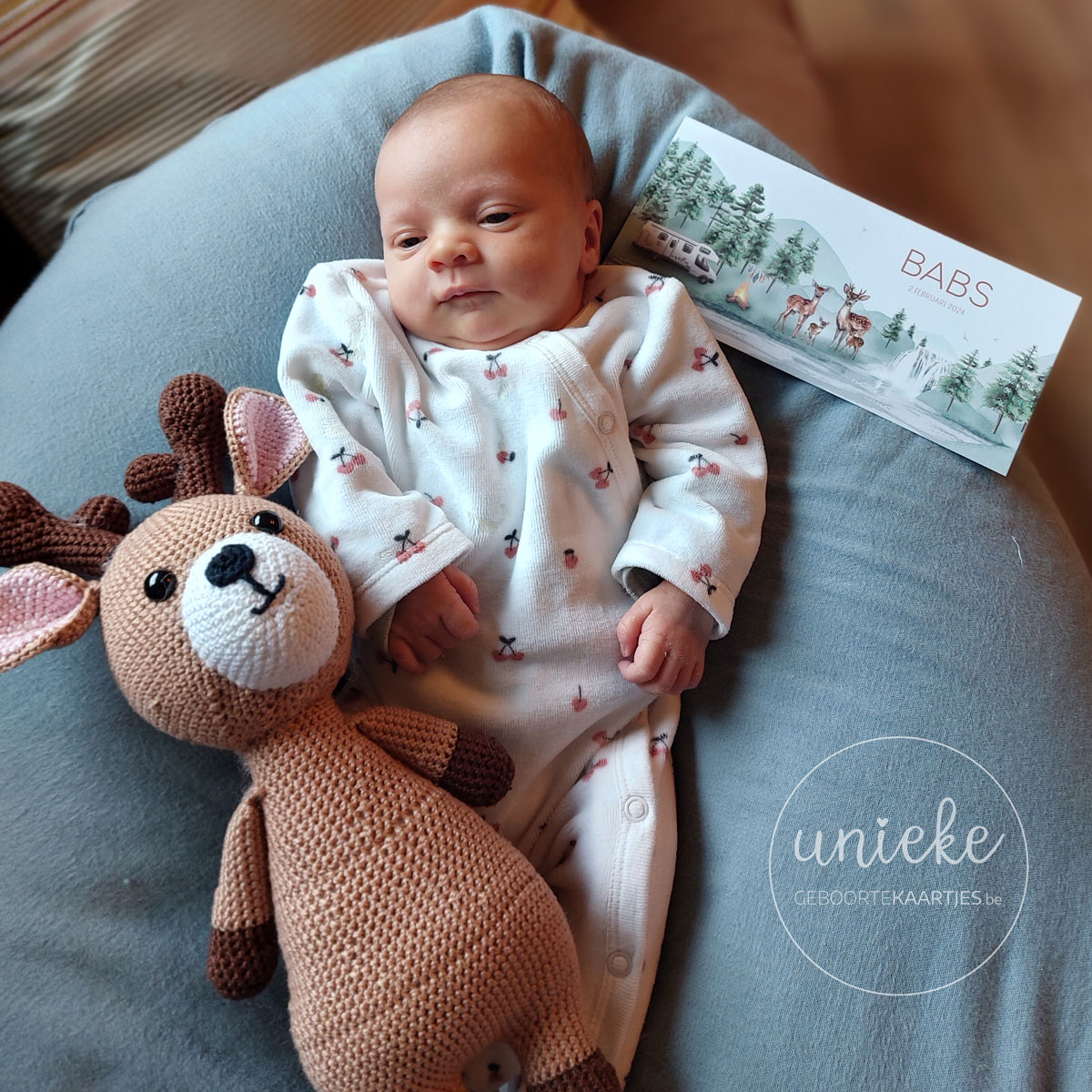 Foto van Babs met haar geboortekaartje