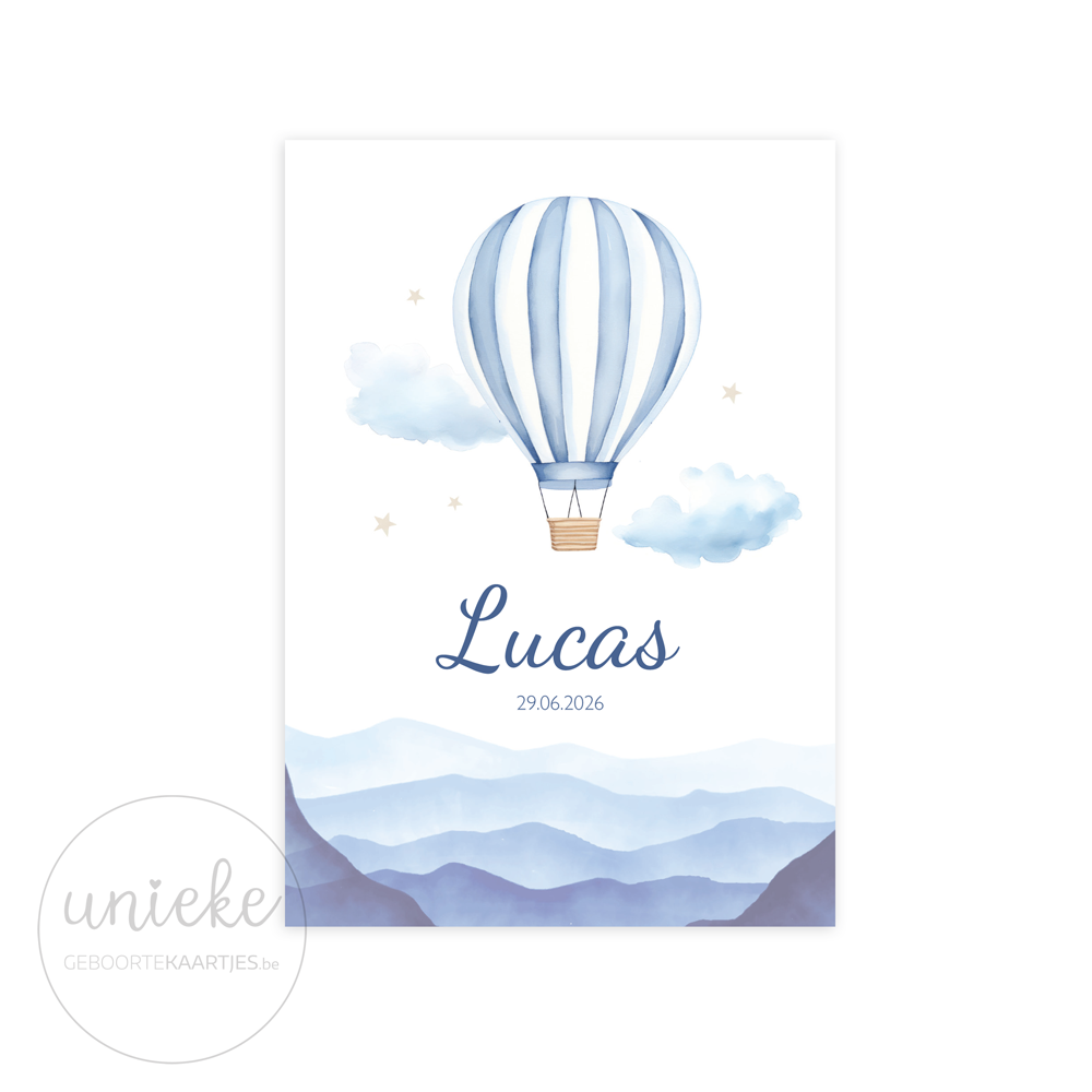 De voorkant van het geboortekaartje van Lucas met een luchtballon